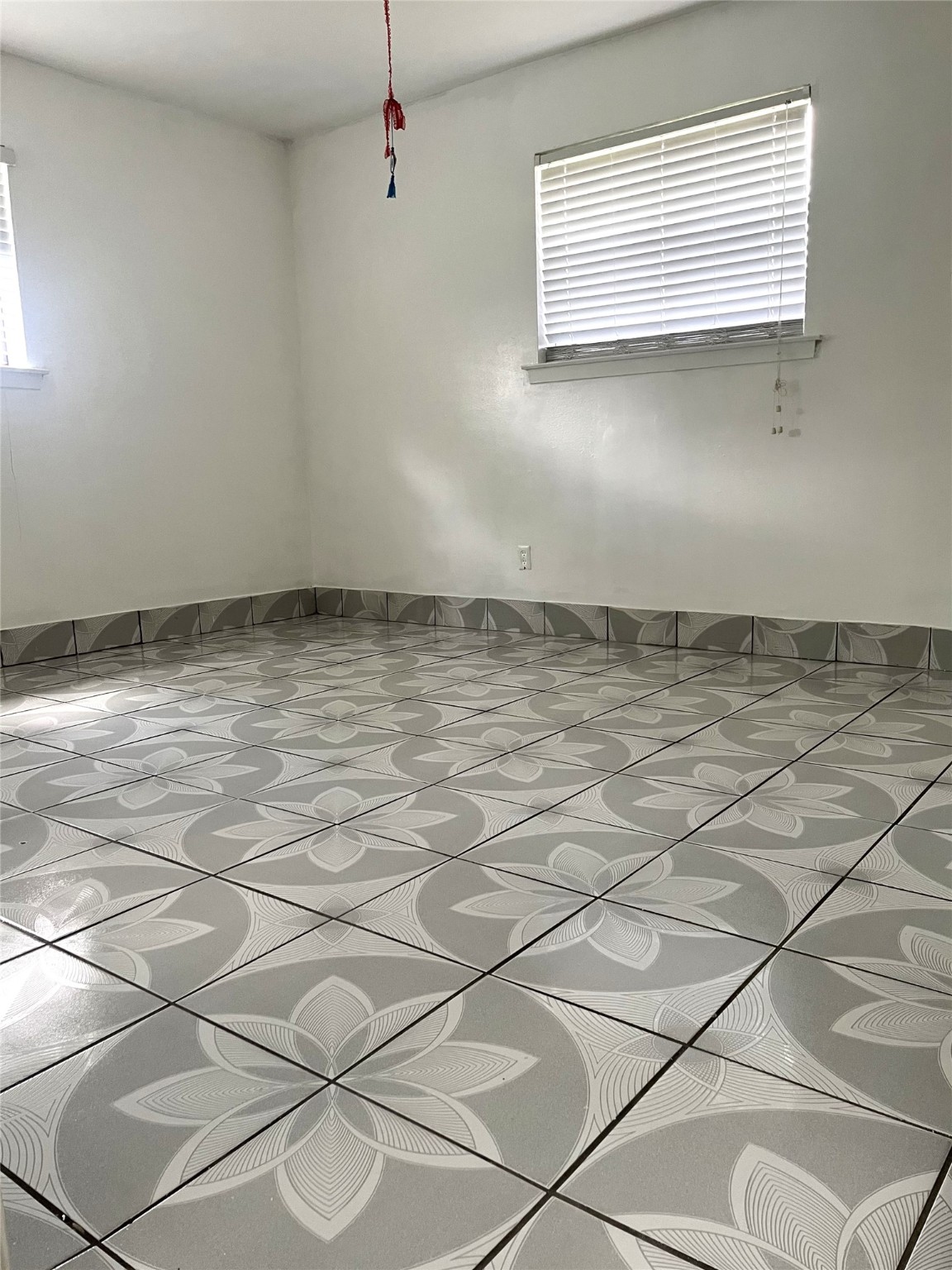 12332 Kayla Lane Houston, TX 77015 - Photo 6 of 15 a view of a room