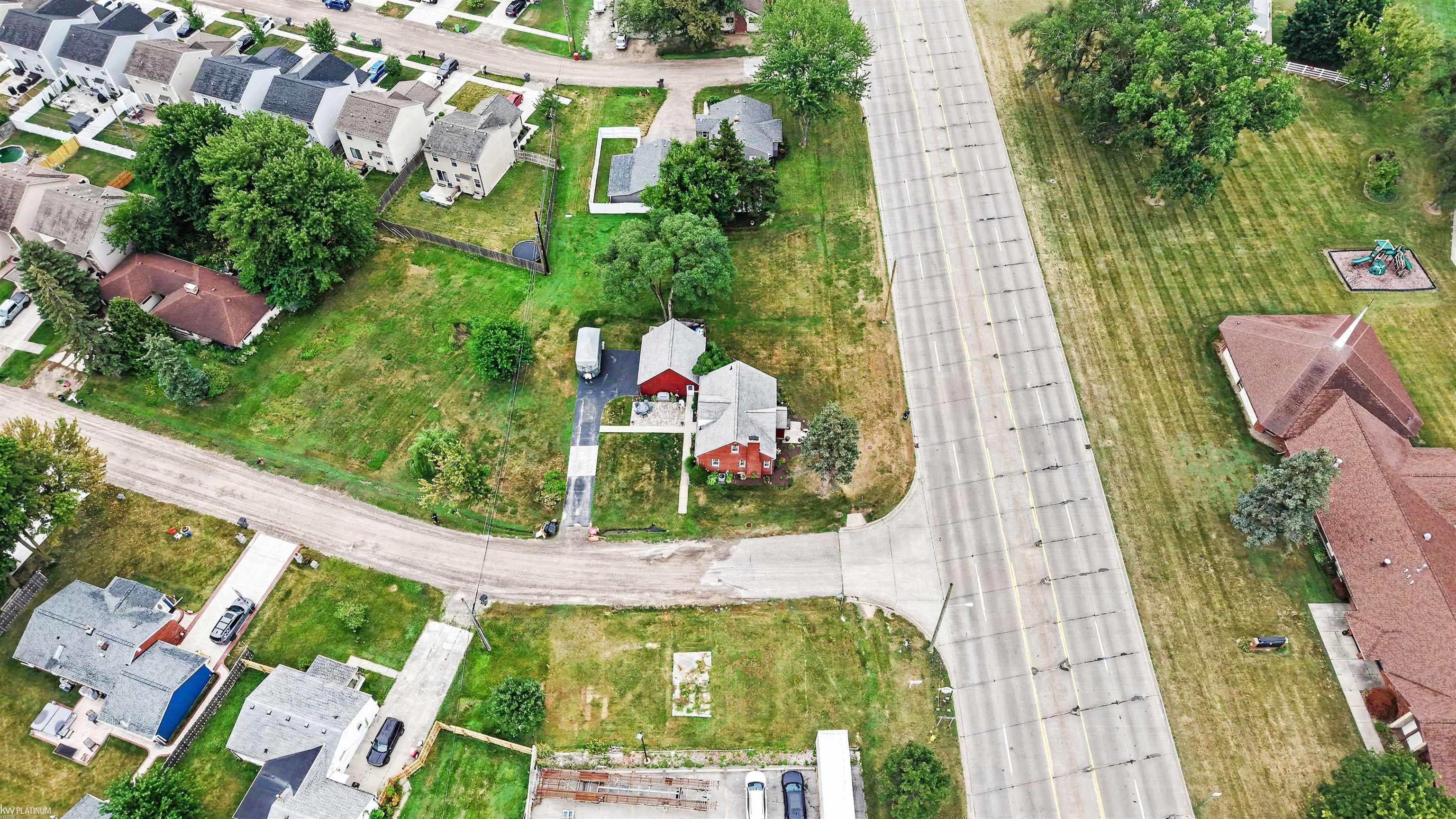 35746 Utica Road Clinton Township, MI 48035 - Photo 29 of 36 Gallery Image 29