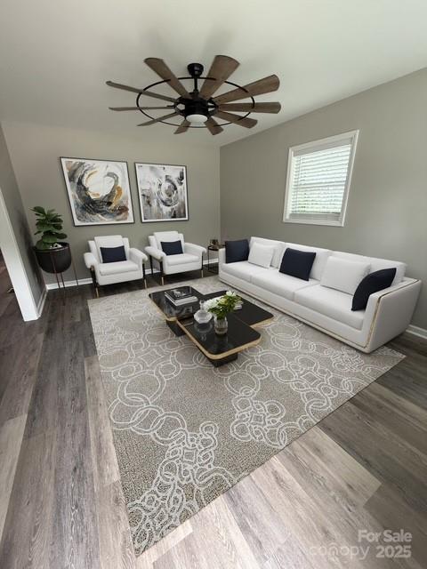 436 Clinton Avenue Lancaster, SC 29720 - Photo 3 of 11 a living room with furniture
