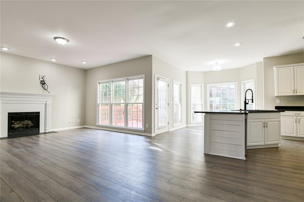 2670 Factor Walk Boulevard Suwanee, GA 30024 - Photo 12 of 57