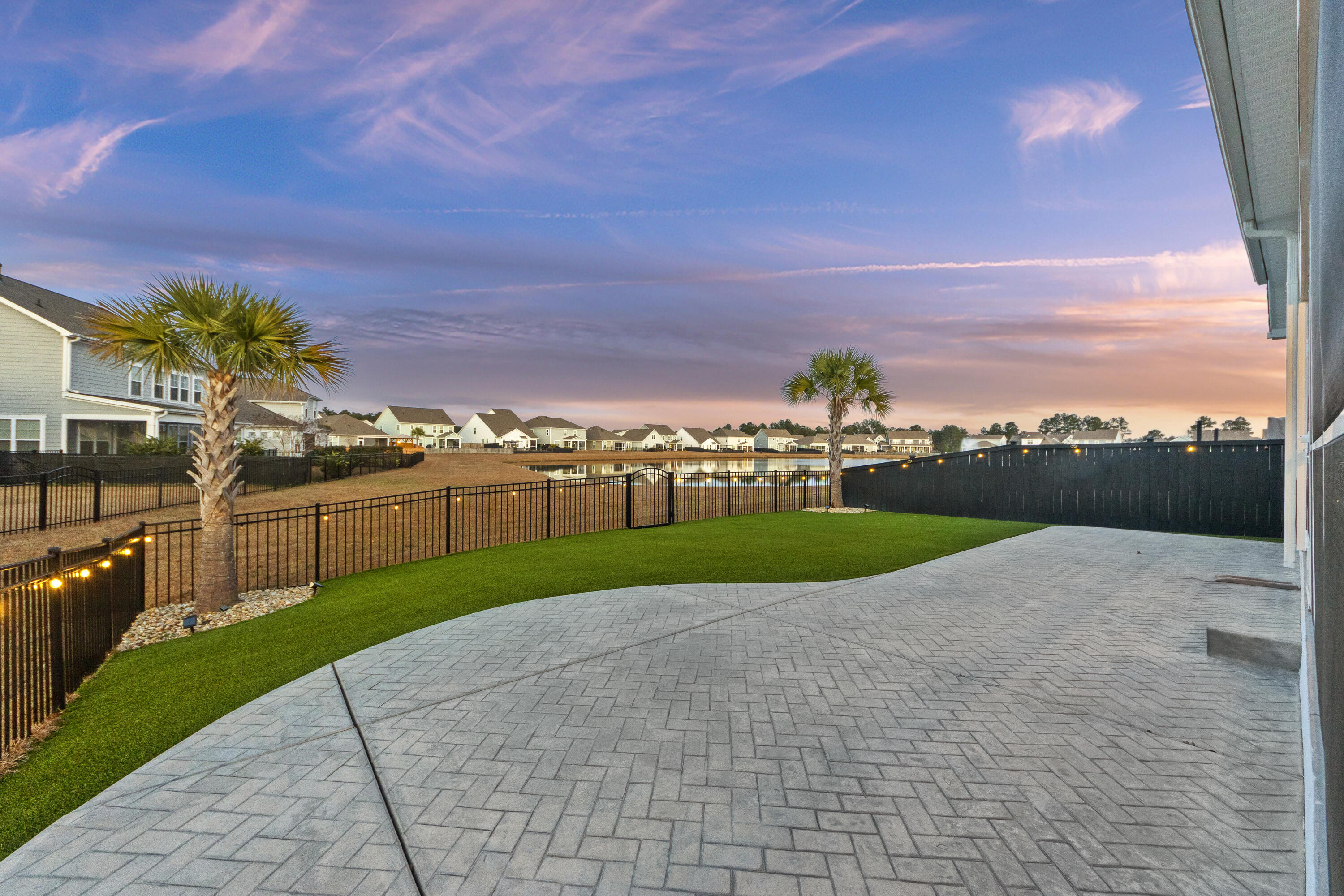 232 Seaworthy Street Summerville, SC 29486 - Photo 9 of 52 _01A2996