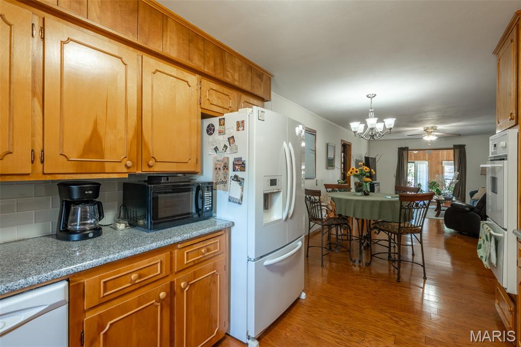 1715 Big Bend Road Poplar Bluff, MO 63901 - Photo 8 of 27
