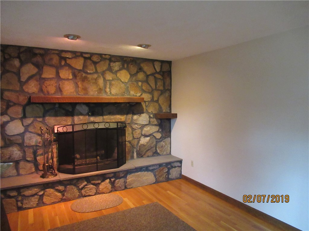 10 Ursula Road Smithfield, RI 02917 - Photo 6 of 21 Gallery Image 6