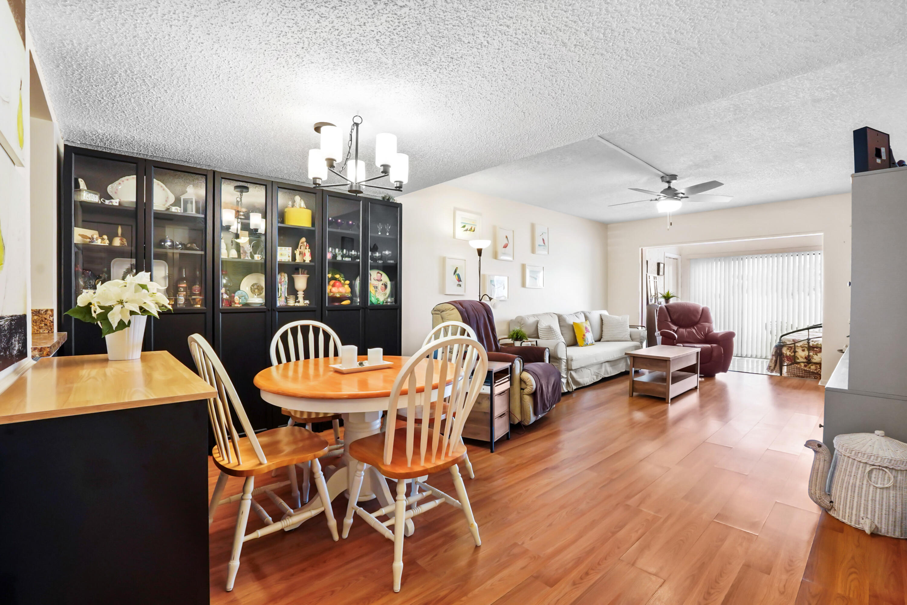 5355 Southeast Miles Grant Road, Unit 114 Stuart, FL 34997 - Photo 9 of 27 13 dining area 01