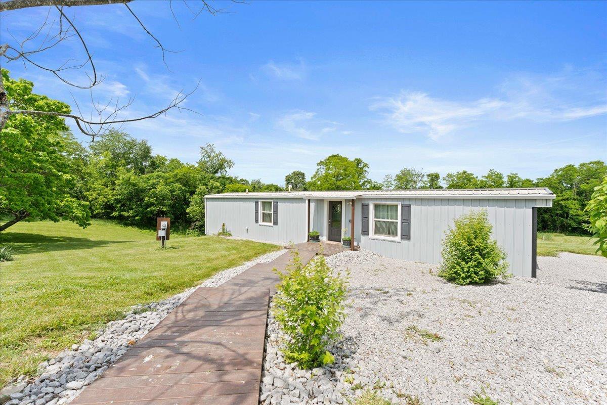 565 Wagner Road Felicity, OH 45120 - Photo 2 of 22