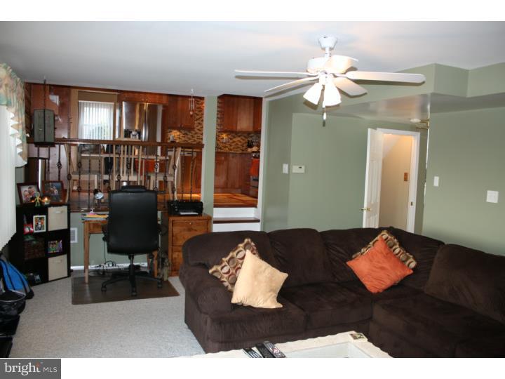 8825 Rising Sun Avenue Philadelphia, PA 19115 - Photo 6 of 15 Family Room