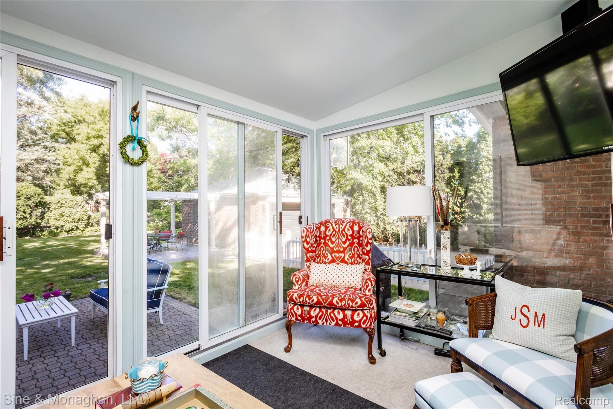 978 Westchester Road Grosse Pointe, MI 48230 - Photo 15 of 48 978 Westchester L045.jpg