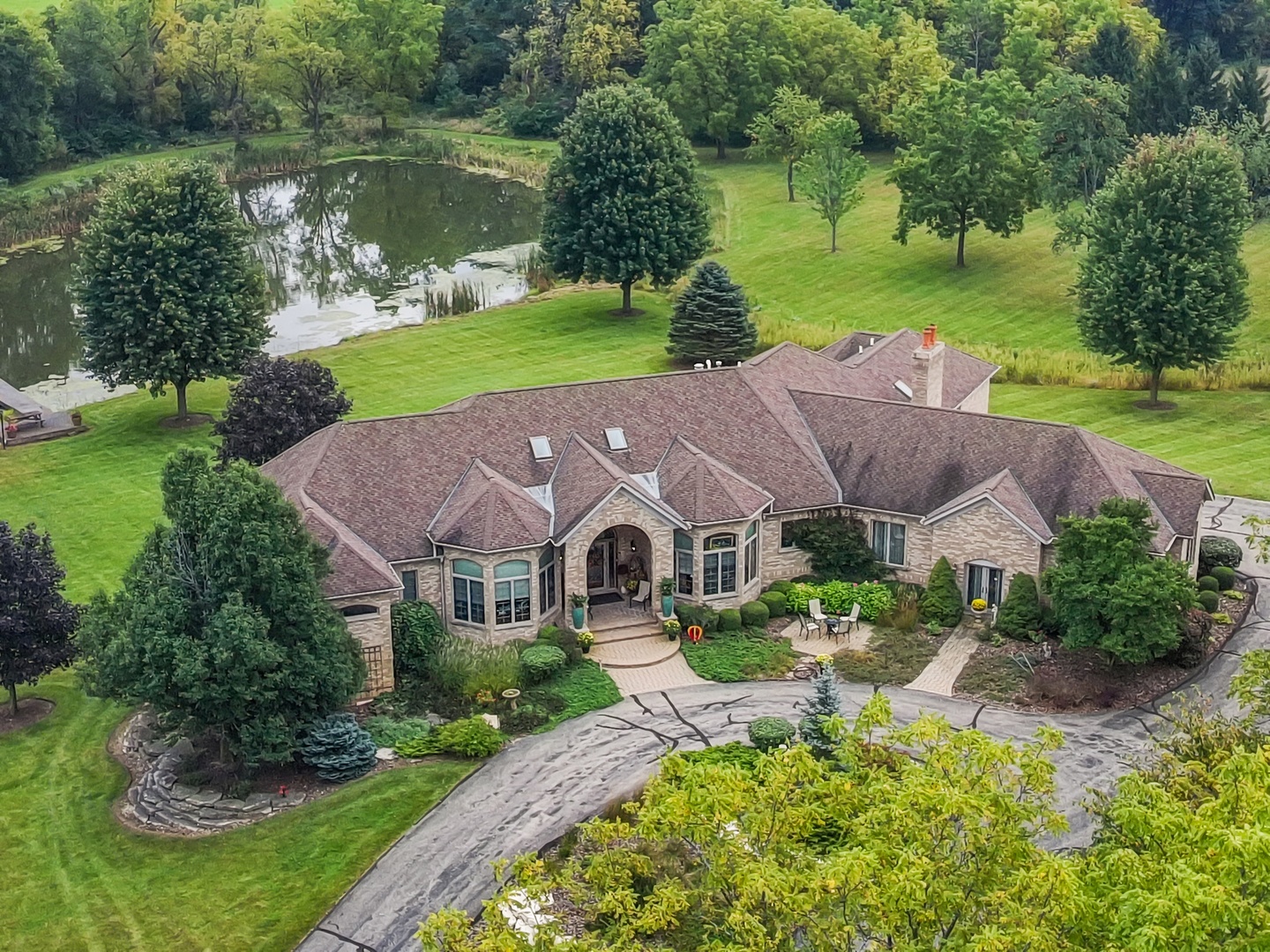19014 Kishwaukee Valley Road Marengo, IL 60152 - Photo 1 of 66 Gallery Image 1