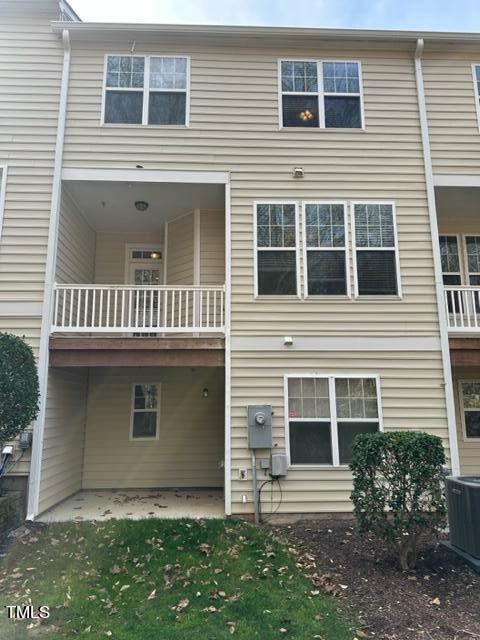 6208 Braidwood Court Raleigh, NC 27612 - Photo 3 of 22 image2