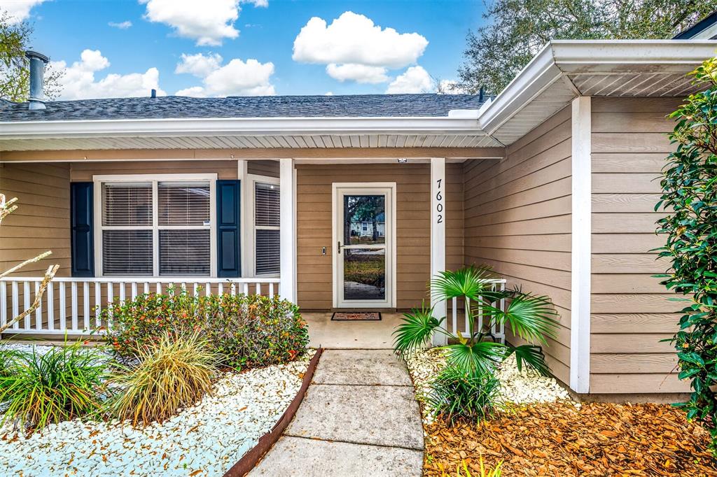 7602 Southwest 50th Road Gainesville, FL 32608 - Photo 2 of 45