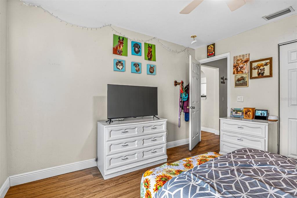 7602 Southwest 50th Road Gainesville, FL 32608 - Photo 31 of 45