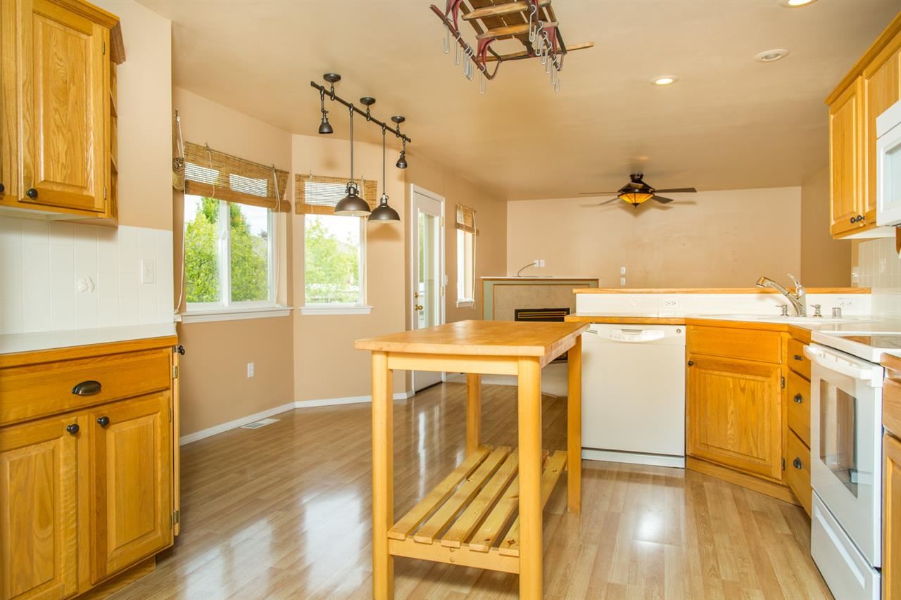 3836 South Bates Road Spokane Valley, WA 99206 - Photo 6 of 20 Gallery Image 6