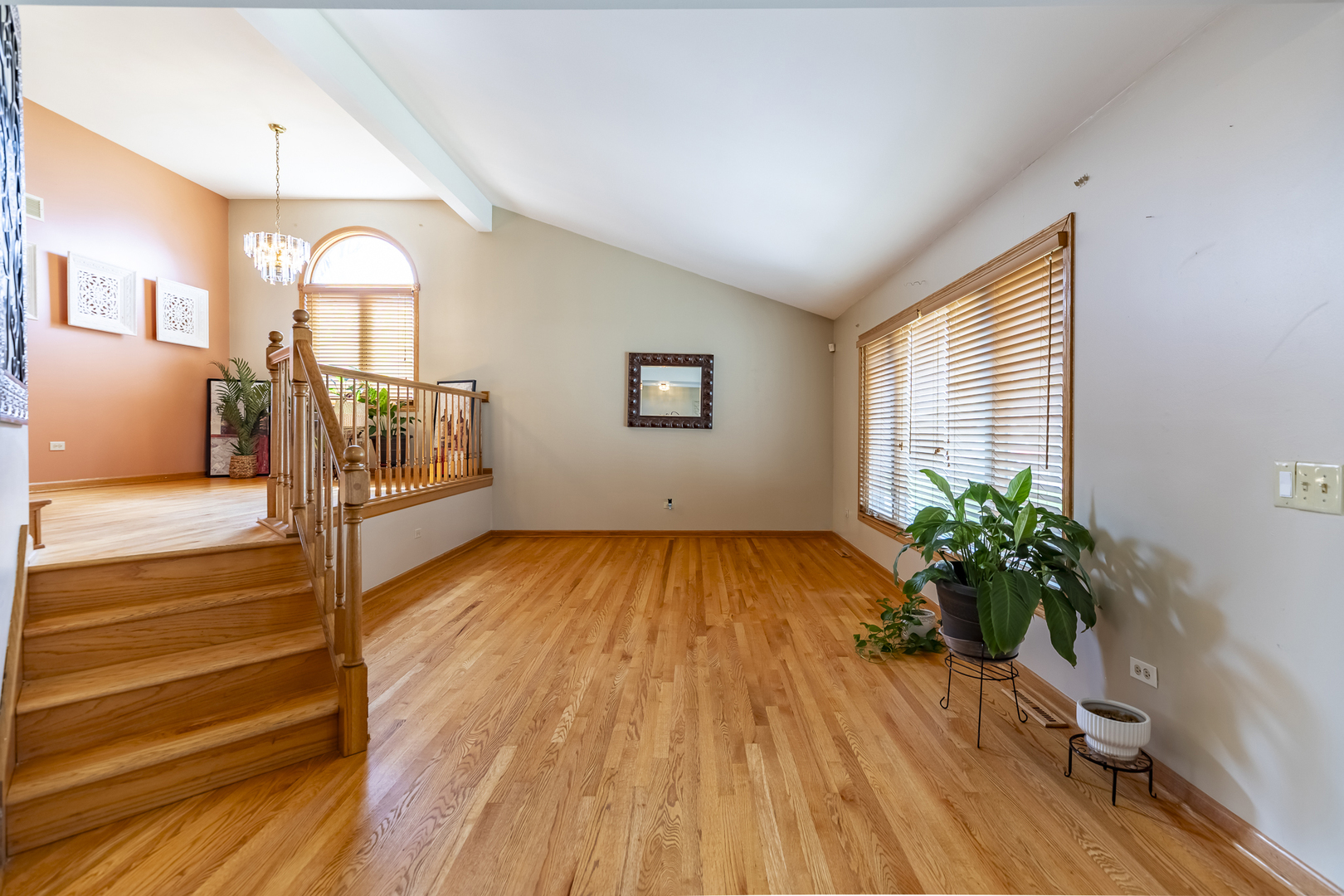 18319 Holland Road Lansing, IL 60438 - Photo 11 of 32