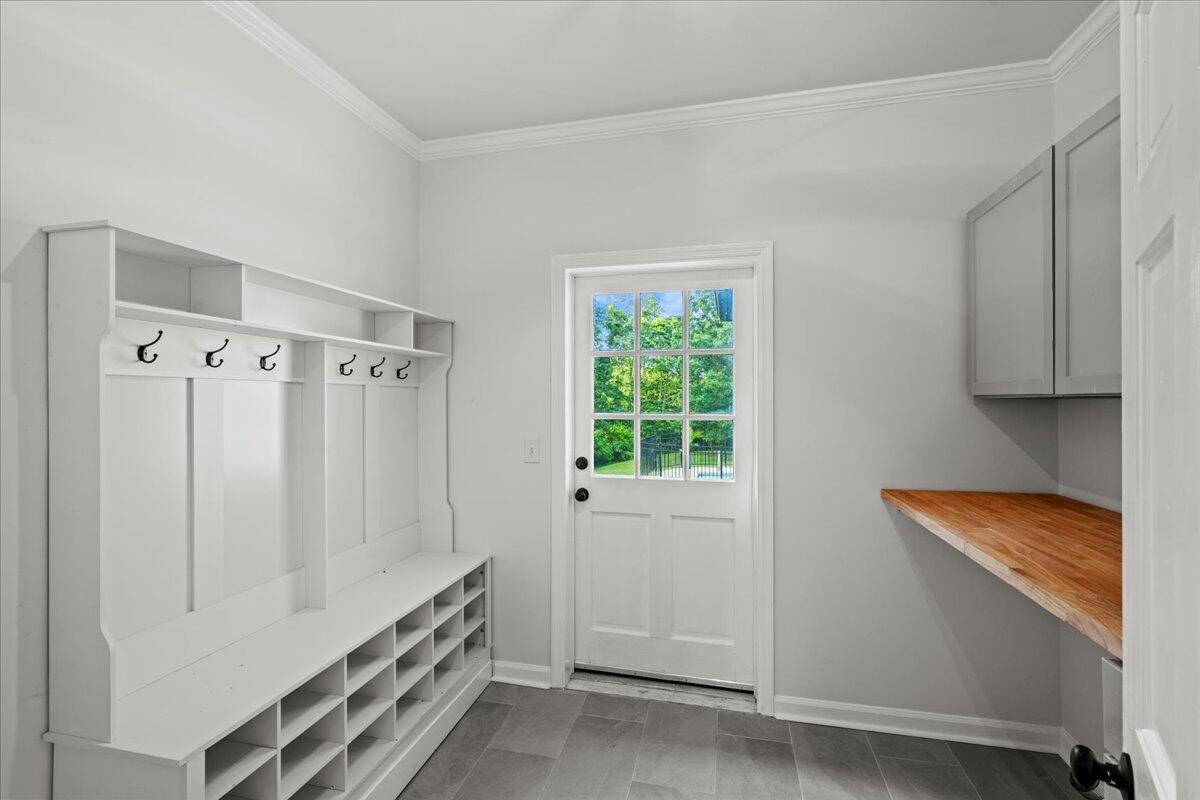 590 East Ridge Road Richmond, KY 40475 - Photo 55 of 87 Utility Room/ Drop Zone