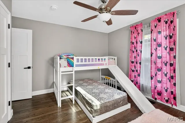 $950,000 | 8021 Bennett Avenue, Richmond Heights, MO 63117