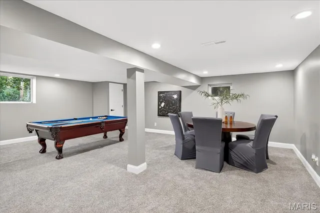 $950,000 | 8021 Bennett Avenue, Richmond Heights, MO 63117