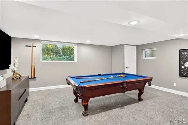 $950,000 | 8021 Bennett Avenue, Richmond Heights, MO 63117