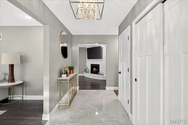 $950,000 | 8021 Bennett Avenue, Richmond Heights, MO 63117