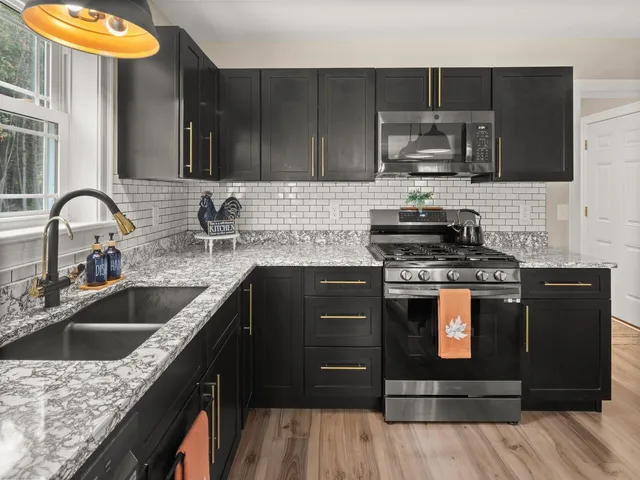 $599,000 | 74 Jean Lane, St. Albans Town, VT 05478