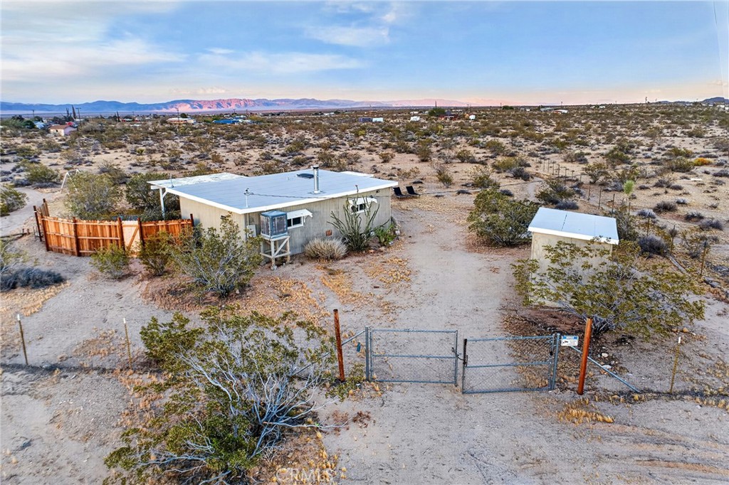 437 Mallow Road Landers, CA 92285 - Photo 4 of 52 a view of a city