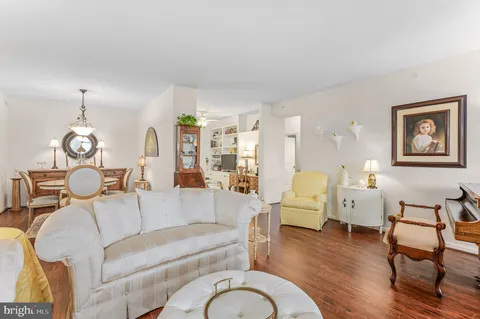$535,000 | 19350 Magnolia Grove Square, Unit 406, Leesburg, VA 20176