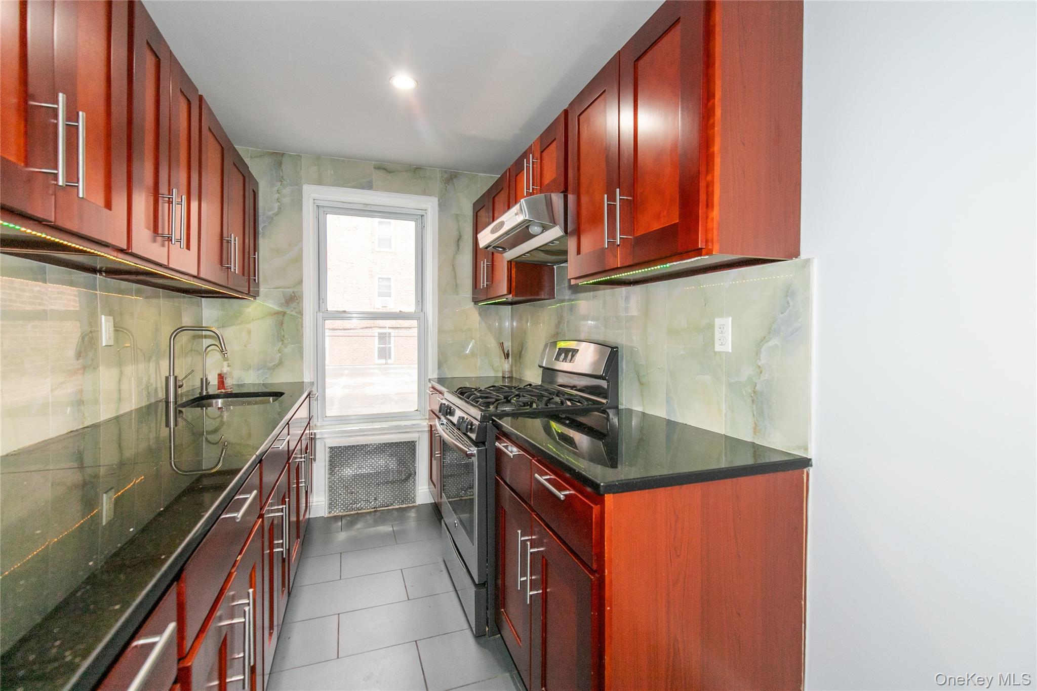 110-15 71st Road, Unit 1E Queens, NY 11375 - Photo 5 of 11