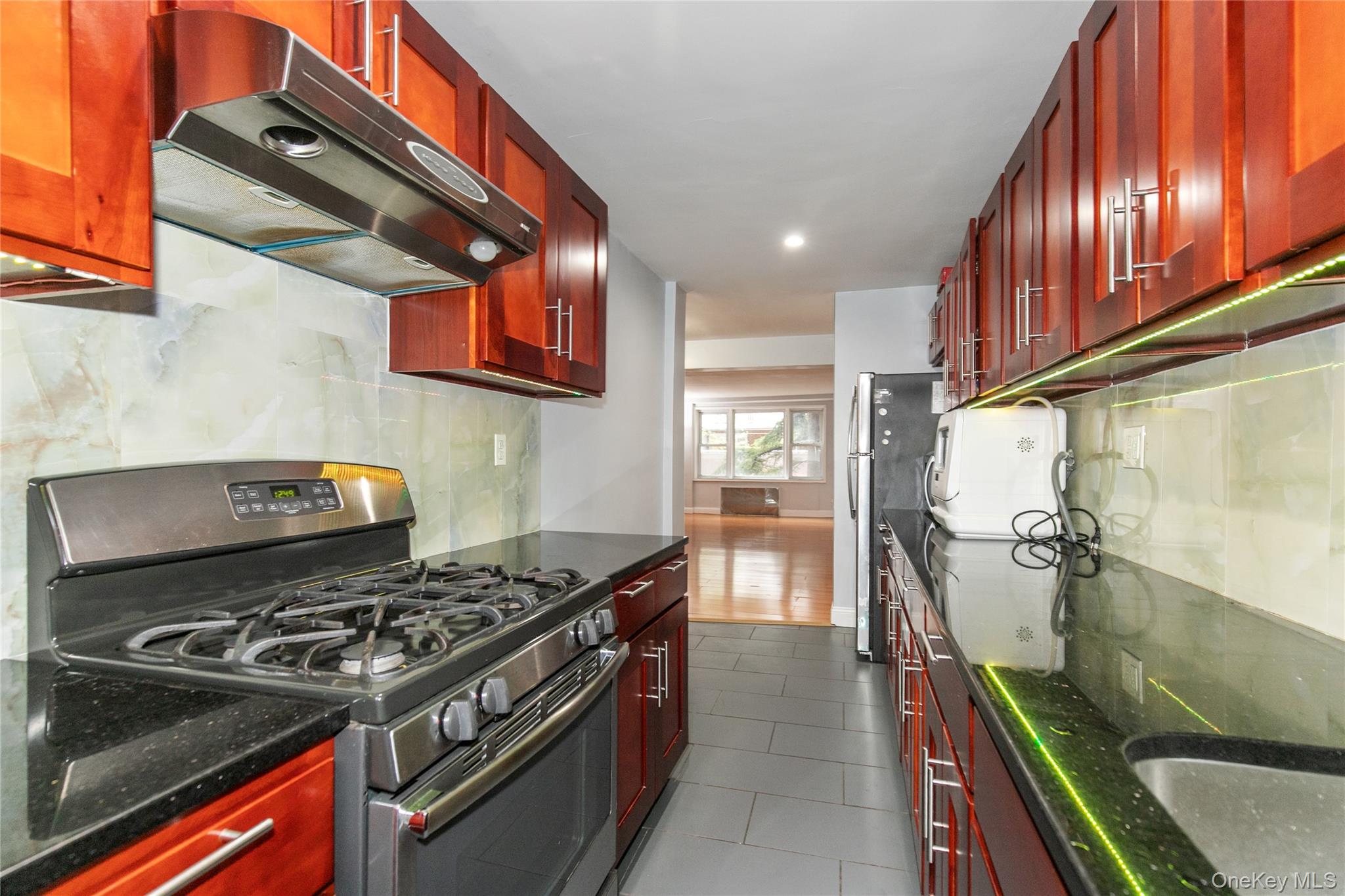 110-15 71st Road, Unit 1E Queens, NY 11375 - Photo 6 of 11