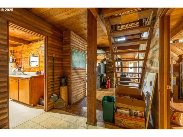 $395,000 | 40440 Big Fall Creek Road, Lowell, OR 97452