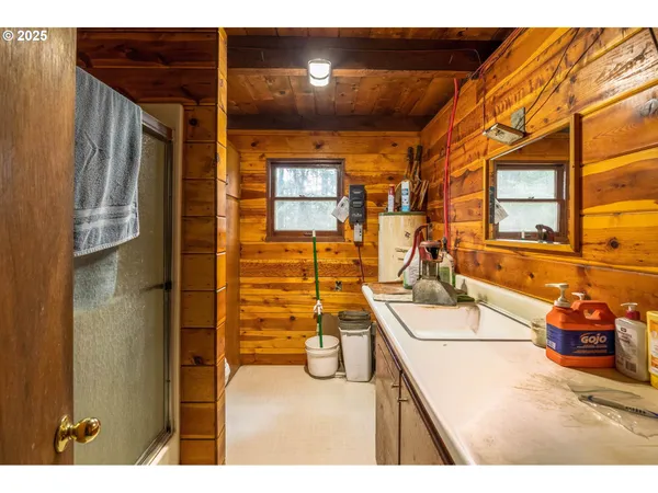 $395,000 | 40440 Big Fall Creek Road, Lowell, OR 97452