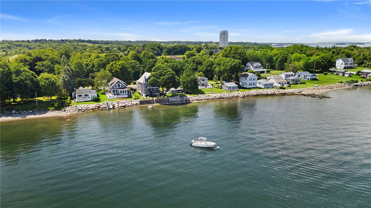 74 Therien Road Portsmouth, RI 02871 - Photo 46 of 50