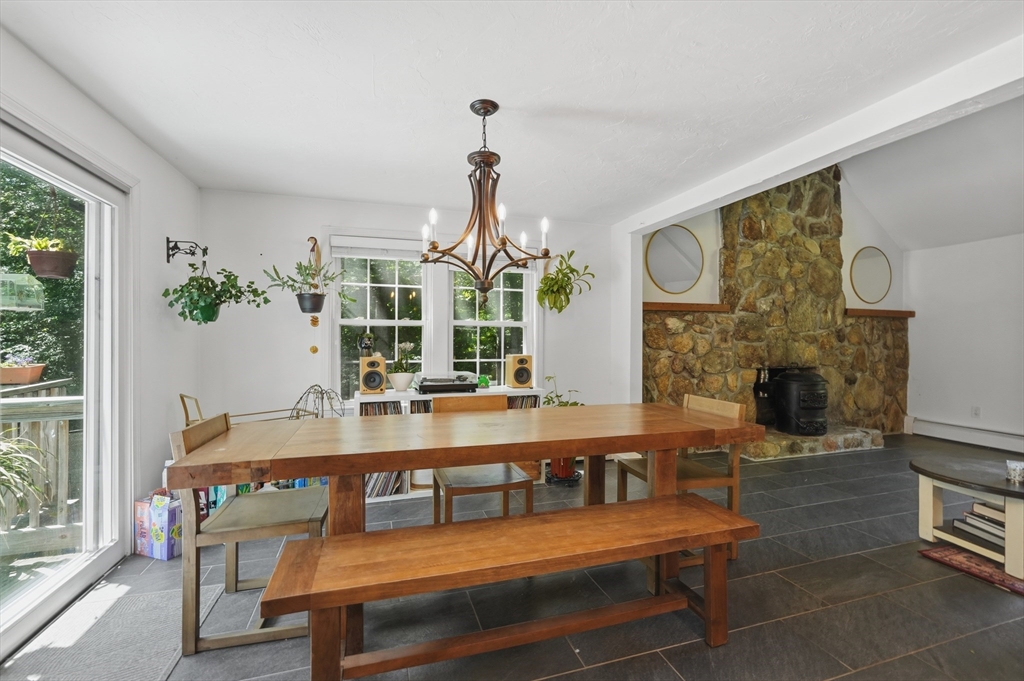56 King Street Uxbridge, MA 01569 - Photo 5 of 35