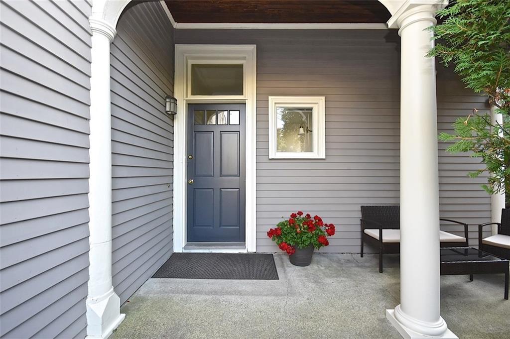 6 Eastern Promenade, Unit 4 Portland, ME 04101 - Photo 3 of 19 private entry
