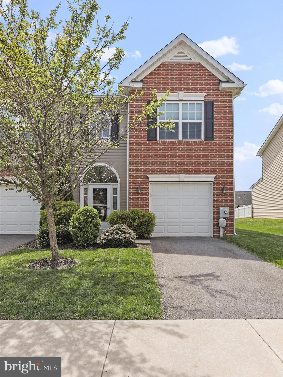 36 Cavendish Way Falling Waters, WV 25419 - Photo 2 of 35