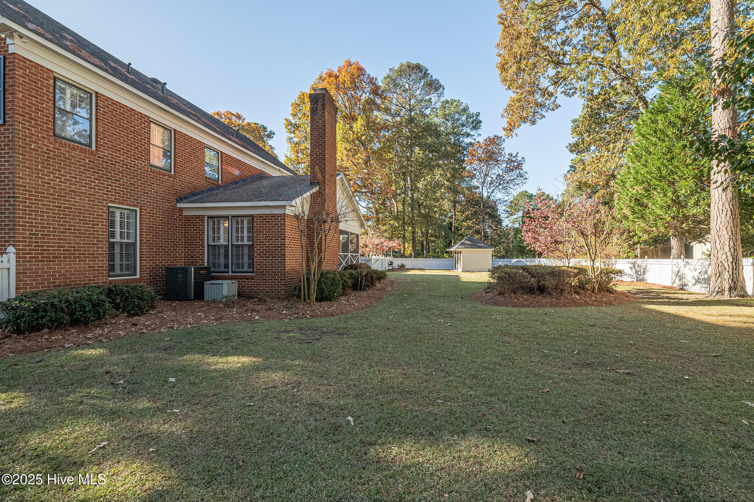 3502 Wallingford Road Greenville, NC 27858 - Photo 11 of 67 15
