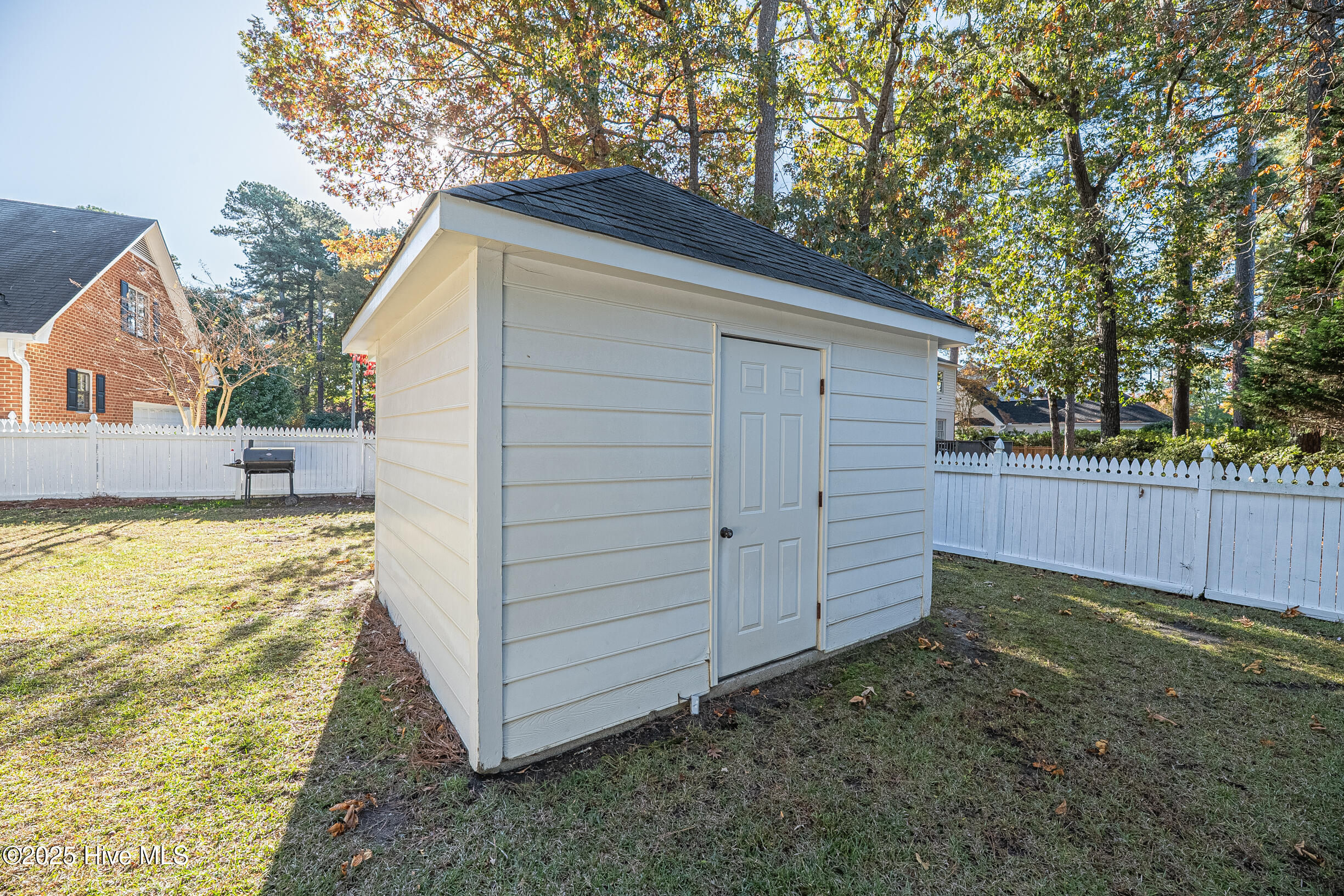 3502 Wallingford Road Greenville, NC 27858 - Photo 13 of 67 17