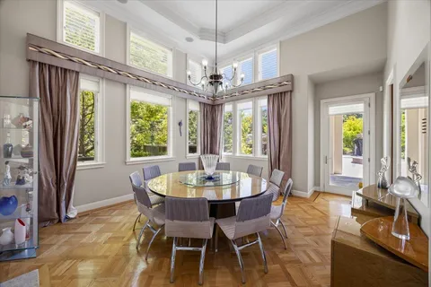 $10,949,888 | 20040 Spaich Court, Saratoga, CA 95070