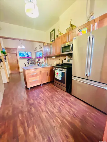 $2,999,999 | 23-58 38th Street | Astoria