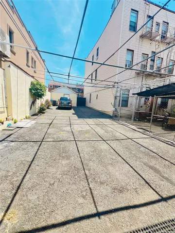 $2,999,999 | 23-58 38th Street | Astoria