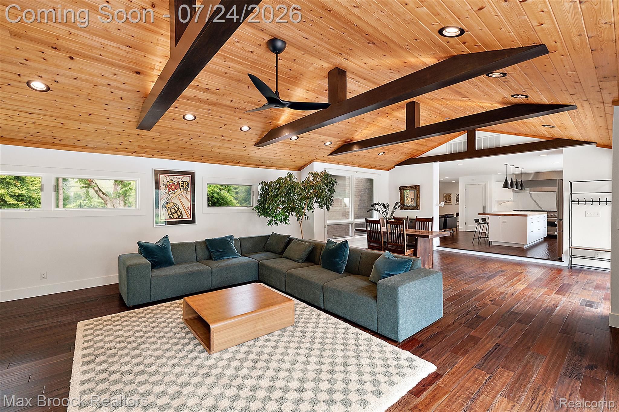 5553 Commerce Road West Bloomfield, MI 48324 - Photo 24 of 70 026-5553 Commerce-26.jpg