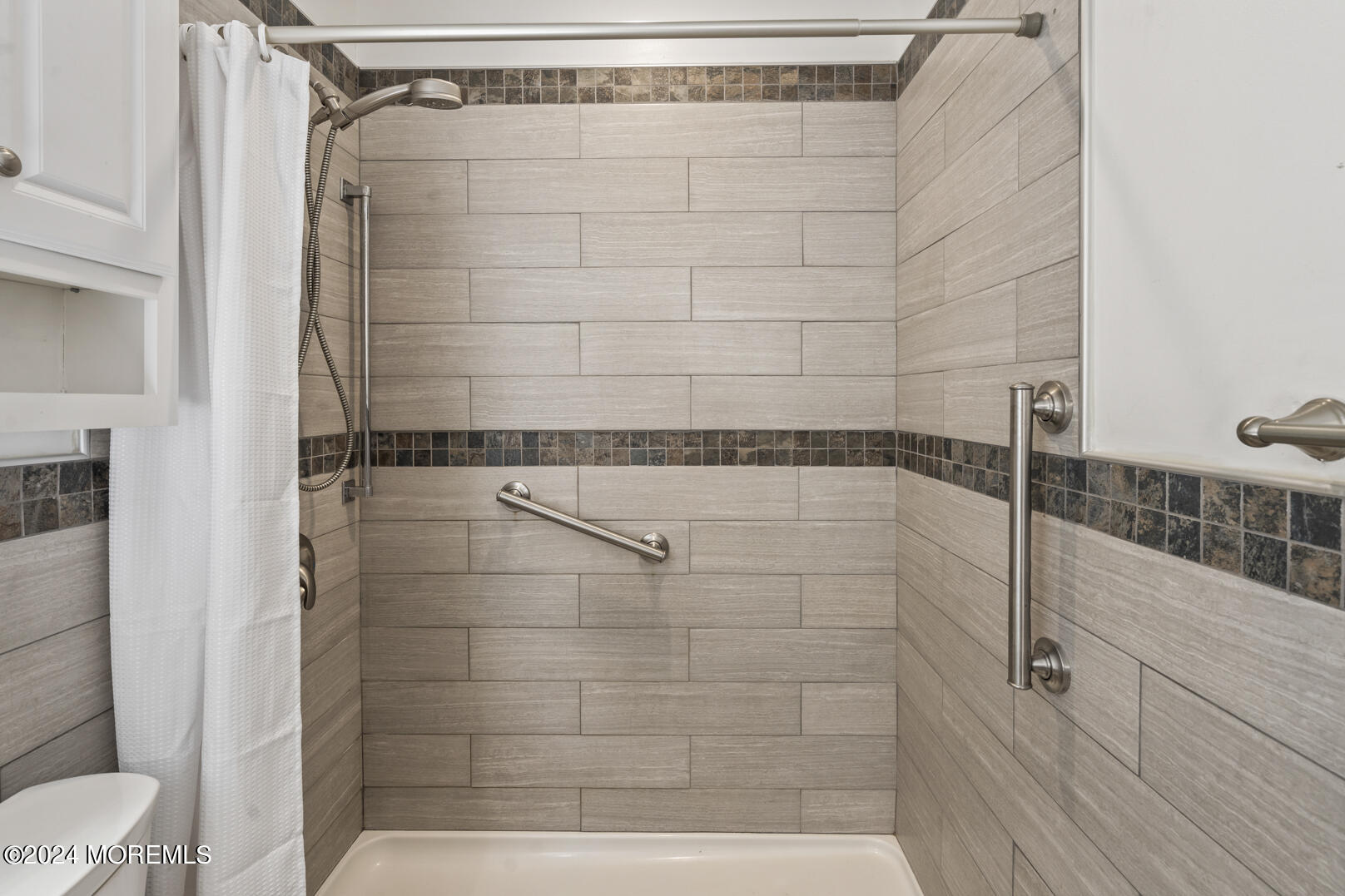 27 Cardinal Street, Unit B Manchester Township, NJ 08759 - Photo 17 of 19 DSC08814