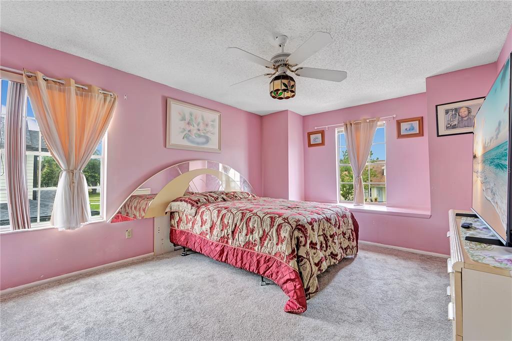 9824 Surrey Ridge Road Orlando, FL 32825 - Photo 12 of 35 Gallery Image 12