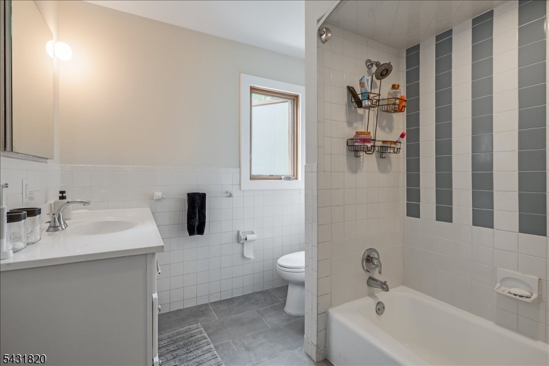 511 Scotland Road South Orange, NJ 07079 - Photo 8 of 36