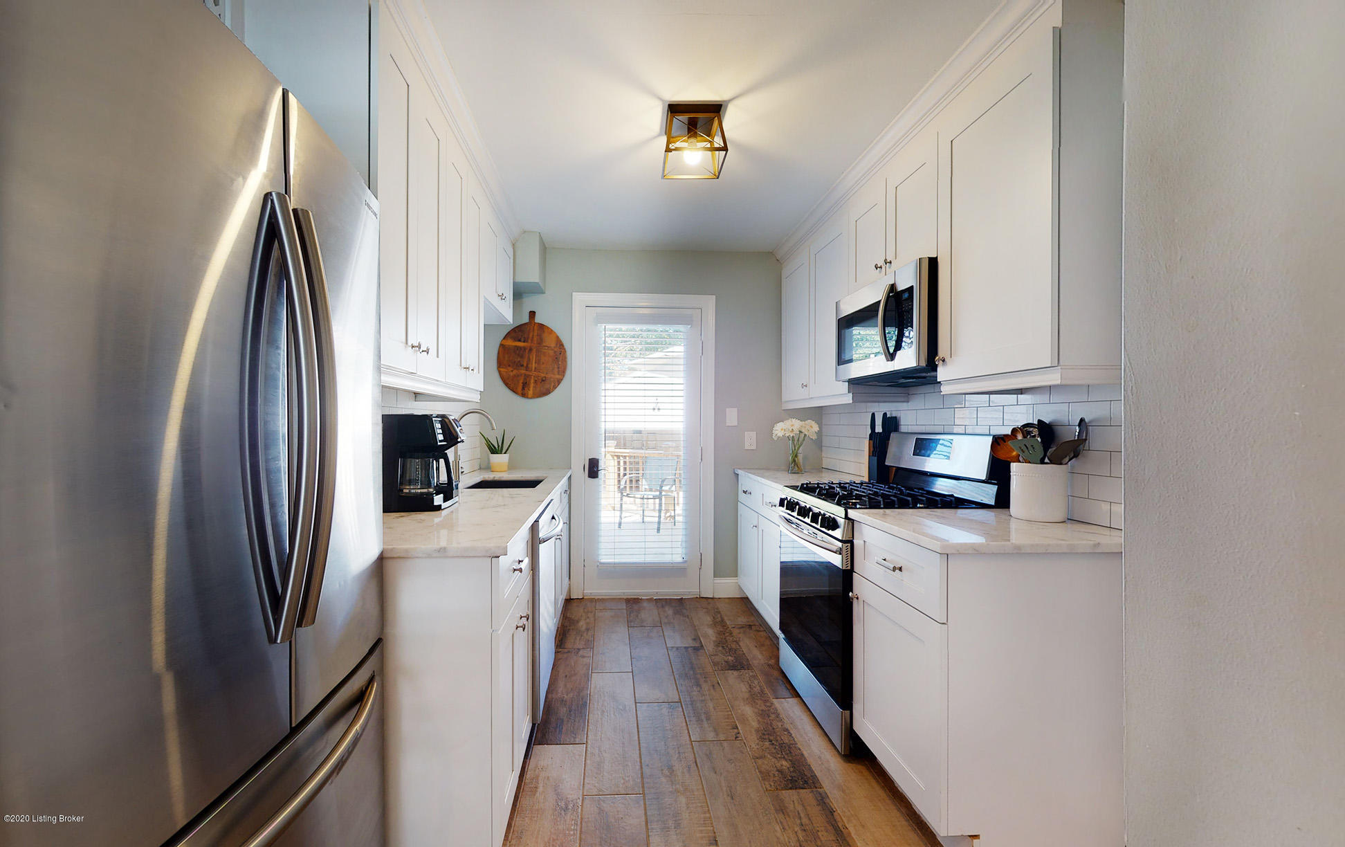 3913 Alton Road Louisville, KY 40207 - Photo 11 of 78 3913-Alton-Rd-10052020-043
