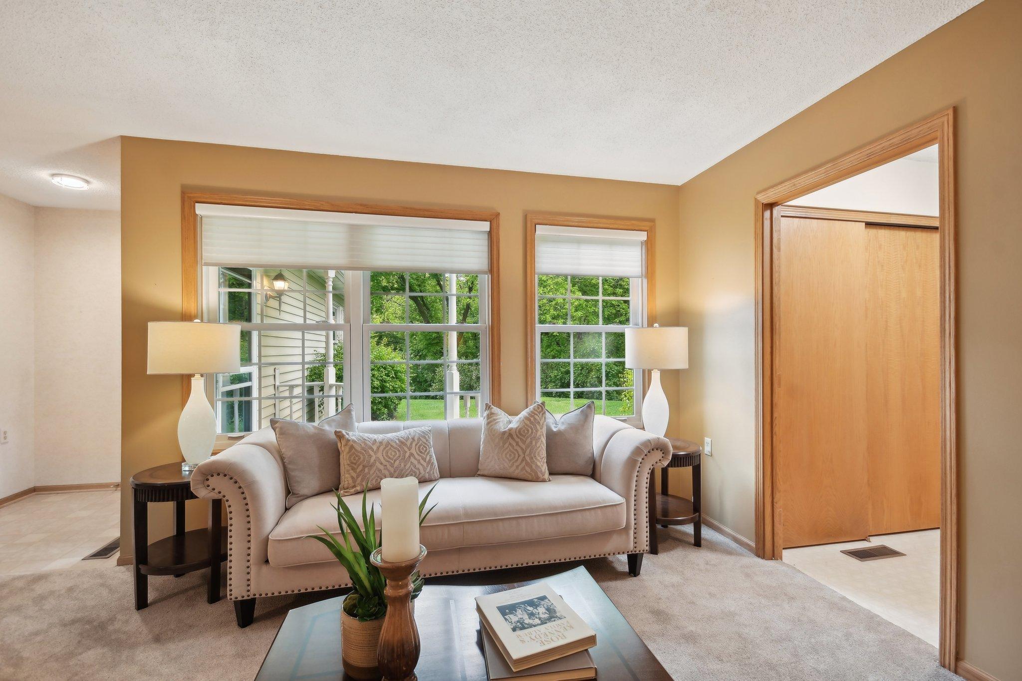 6879 Inverness Trail Inver Grove Heights, MN 55077 - Photo 5 of 37 Gallery Image 5