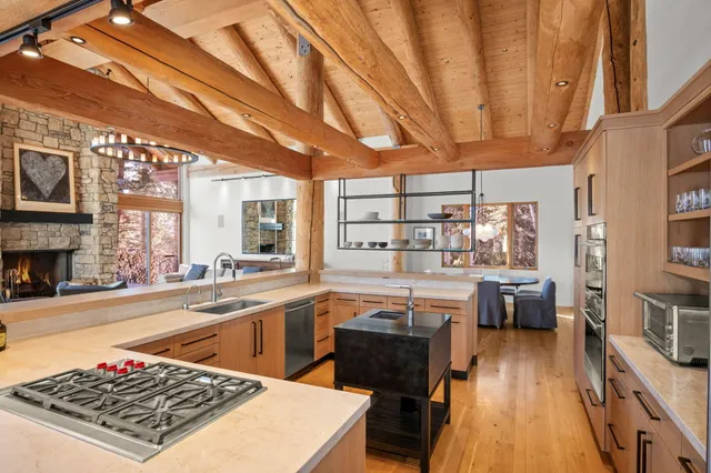 $7,995,000 | 13511 Highway 75, Blaine County, ID 83340