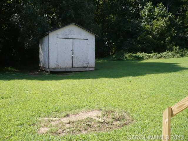 240 Westen Acres Road Kannapolis, NC 28081 - Photo 3 of 13