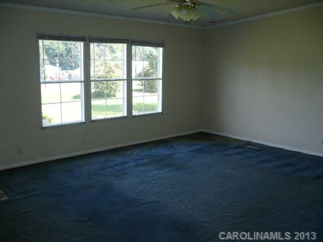 240 Westen Acres Road Kannapolis, NC 28081 - Photo 4 of 13