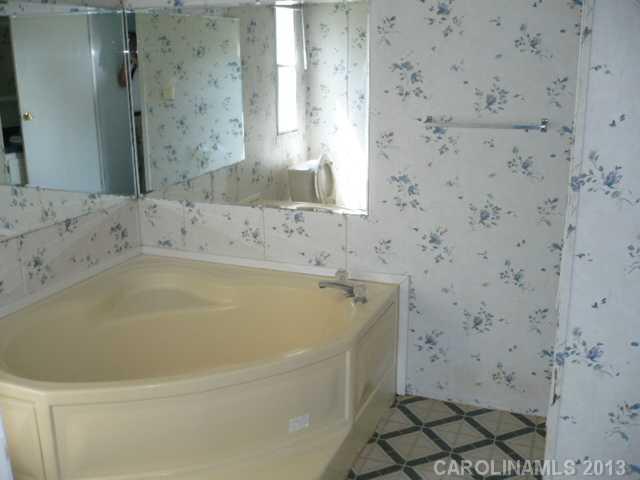 240 Westen Acres Road Kannapolis, NC 28081 - Photo 8 of 13