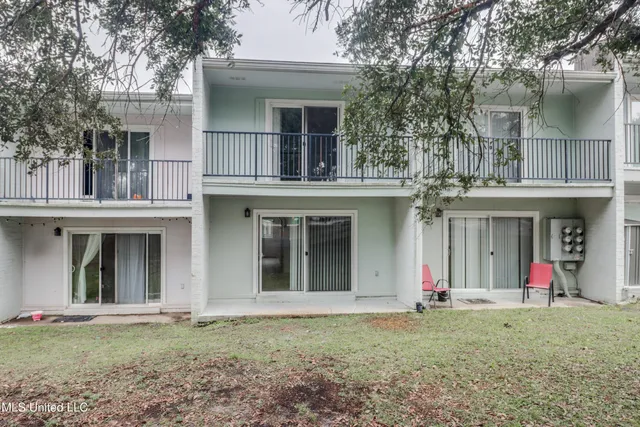 $120,000 | 3230 Cumberland Road, Unit 7, Ocean Springs, MS 39564