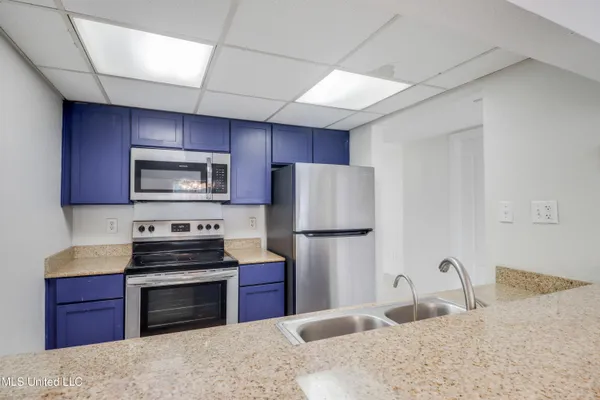 $117,000 | 3230 Cumberland Road, Unit 7, Ocean Springs, MS 39564